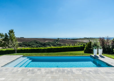 Piscine avec vue lauragais